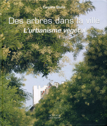 Des arbres dans la ville